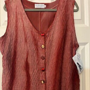 Lisa Micheels sleeveless top